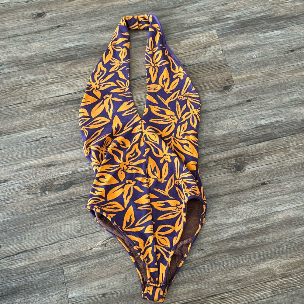 NWT ZARA DOUBLE LINED BODYSUIT